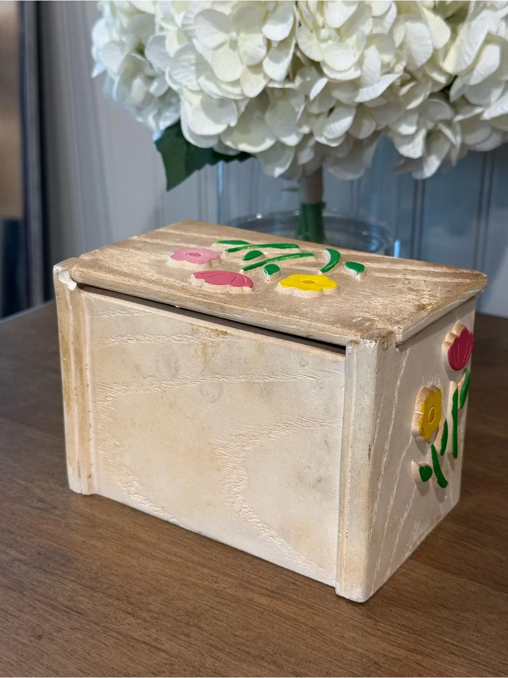 MCM VTG Hand Carved Wooden Painted Recipe Box 1985